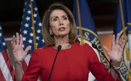 Tranh đấu quyền lực rung chuyển nước Mỹ: TT Trump là hiện tượng lạ, "nữ tướng" Pelosi còn lạ gấp nhiều lần