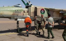 F-16, Rafale Ai Cập tham chiến, tình báo Pháp chỉ thị mục tiêu, Libya là "nồi lẩu chiến tranh"?