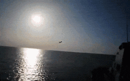 Su-24 "chế áp điện tử" làm tê liệt USS Donald Cook là... không có thật