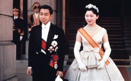 Ảnh: Chuyện tình vượt thời gian đáng ngưỡng mộ của Nhật hoàng Akihito