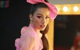 Trương Nhi gây bất ngờ, nhận nhiều lời khen tại Trời sinh một cặp