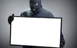 Hy hữu: Thẩm phán tòa án bị thư ký trộm laptop