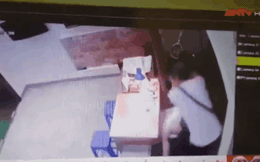 Nghẹt thở màn giải cứu nữ chủ tiệm cầm đồ bị thanh niên kề dao vào cổ khống chế