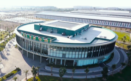8 phút để hiểu kỳ tích VinFast: Từ đầm lầy ven biển thành nhà máy ô tô làm nên kỷ lục thế giới