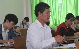 Thí sinh 54 tuổi thi THPT với mong muốn mở phòng mạch, bốc thuốc