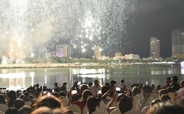 Khán giả thỏa sức trải nghiệm 4G Viettel tại lễ hội pháo hoa Đà Nẵng