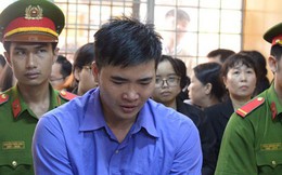 Thầy giáo giết người yêu ở Sài Gòn ngất xỉu khi bị tăng án tử hình