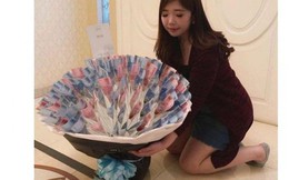 Trào lưu tặng bó hoa tiền giấy trong ngày Valentine
