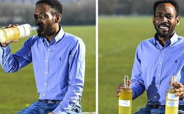 Người đàn ông Anh uống nước tiểu chính mình mỗi ngày để cảm thấy thông minh và hạnh phúc hơn
