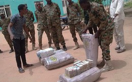 Lục soát nơi ở của Tổng thống bị phế truất Omar al-Bashir, Sudan phát hiện số tiền mặt khổng lồ
