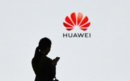 Vì đâu Huawei bị đẩy vào "nước sôi lửa bỏng"?