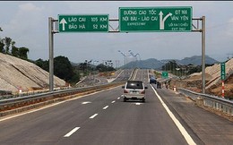 Trạm thu phí bị sét đánh hỏng, cao tốc Nội Bài- Lào Cai phải phát vé giấy