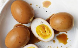 Bí ẩn trứng gà đắt gấp 20 lần trứng thường gây xôn xao khắp chợ
