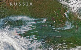 Khó tin nhưng có thực: Bắc Cực đang bốc cháy cực mạnh, và đám cháy ấy lớn đến mức nhìn thấy được từ ngoài vũ trụ