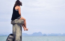 25 tuổi - quá trẻ để 'chết' trong văn phòng: Lời kêu gọi của một 'con nhà người ta' vứt bỏ hết lương cao, KPI để lên núi dạy học
