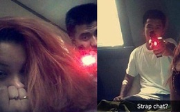 Đăng ảnh selfie đùa nghịch với bạn trai lên mạng xã hội, bà mẹ 2 con không ngờ "tử thần" ở ngay đằng sau