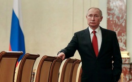Tổng thống Putin thẳng thắn bác bỏ kịch bản "nắm quyền trọn đời"