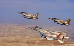 Máy bay Israel vượt mặt S-400, ra vào Syria "dễ như đi chợ": Nga "đau đầu" nhìn đối thủ lộng hành mà không thể xuất kích?