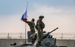 "Kinh nghiệm" và "vũ khí" mới là "mẻ cá lớn" ở Syria: Mỹ đã "vẫy cờ trắng", Nga không ngại mà chiếm thế độc tôn?
