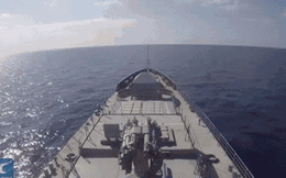 Khinh hạm Nga sẵn sàng đánh chặn nhóm tàu sân bay Mỹ: Tên lửa Kalibr sẽ bay tới tấp ngoài khơi Syria