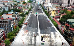 Đường Vành đai 2 trên cao từ góc máy flycam: Đoạn Ngã Tư Sở - Vọng gần hoàn thiện, mặt đường đã trải asphalt