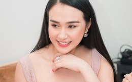 Hương Baby khen ngợi chồng - ca sĩ Tuấn Hưng trong ngày lên chức bà chủ