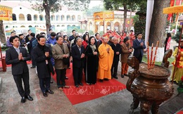 Nghi lễ 'Tống cựu nghinh Tân' tại Hoàng thành Thăng Long