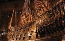 Siêu tàu chiến Vasa mới xuất phát 20 phút đã chìm
