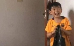 Công ty của bố bị phá sản, cậu con trai 8 tuổi khiến cha xúc động nghẹn lời khi quyết định làm một việc lớn lao