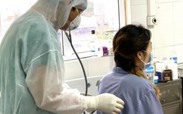 Tận mắt xem bác sĩ điều trị bệnh nhân nhiễm Covid-19 tại Quảng Ninh