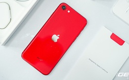 Cận cảnh iPhone SE 2020 đầu tiên tại Việt Nam: Thiết kế giống iPhone 8, giá từ 12.7 triệu đồng
