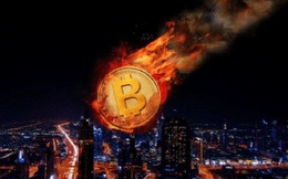 Bitcoin lao dốc, thị trường tiền ảo rực lửa