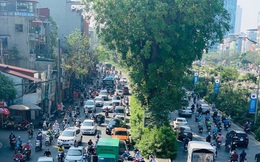 Phương tiện lưu thông trên đường phố Hà Nội tăng đột biến sau kỳ nghỉ 4 ngày