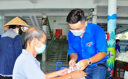 Siêu thị yêu thương 0 đồng đầy ý nghĩa ở Cần Thơ