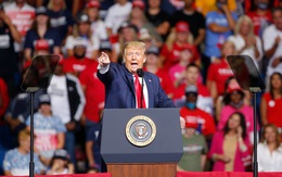 Ông Trump hoàn tất quá trình điều trị COVID-19, háo hức đi gặp cử tri