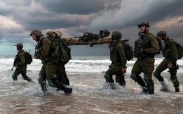 Binh sĩ Israel đánh nhau từ chỗ ăn đến bệnh viện, 21 người bị thương