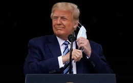 Tổng thống Trump bỏ qua cơ hội thay đổi chiến thuật tranh cử sau khi mắc COVID-19