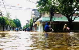 Quảng Ninh ủng hộ 4 tỉnh miền Trung 9 tỷ đồng khắc phục hậu quả bão số 7