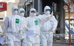 Hơn 43,7 triệu ca mắc Covid-19 trên toàn cầu, châu Âu siết chặt các hạn chế chống dịch