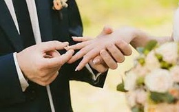 Người phụ nữ kết hôn rồi ly hôn 28 lần trong 2 năm để "lách luật"