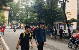 Bất chấp quy định phạt đến 3 triệu, người Thủ đô vẫn thờ ơ với khẩu trang phòng COVID-19