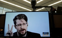 "Người thổi còi" Snowden xin nhập tịch Nga để… đời con bớt khổ