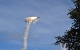 Ấn Độ khai hỏa hàng loạt tên lửa siêu thanh BrahMos