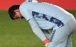 Courtois “dọn cỗ” cho đối phương, Real thất bại đau đớn trước Deportivo Alaves
