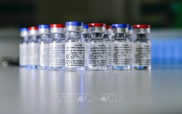Nga: Lô vaccine tiêm chủng hàng loạt ngừa COVID-19 đầu tiên tới Moskva và các tỉnh