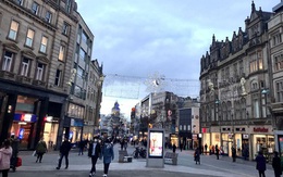 An tâm, hy vọng từ vắc-xin Covid-19