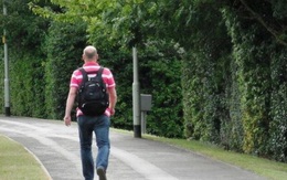 Cãi nhau với vợ, người đàn ông đi bộ 420 km để xả stress