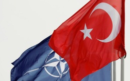 Bị chính đồng minh trừng phạt, Thổ Nhĩ Kỳ “nghĩ lại” về việc đứng “cùng thuyền” với NATO?