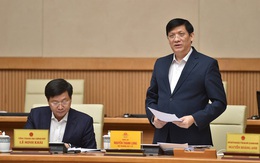 NÓNG: Nam tiếp viên VNA mắc Covid-19 đi học, đi ăn trưa trong thời gian tự cách ly