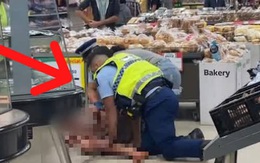 Đang xếp hàng trả tiền không ngờ bị bắn trúng, người đàn ông ngã gục nhưng vẫn cố rút điện thoại ra, lời cuối khiến ai cũng xót xa